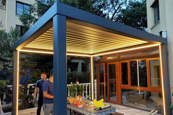 Aluminum Bioclimate Pergola Case