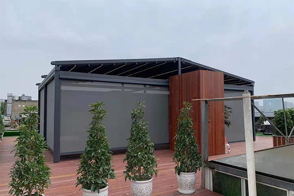 Retractable Roof Case