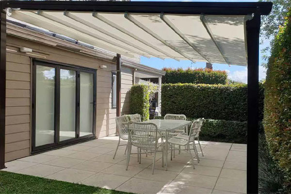 Retractable Roof Case