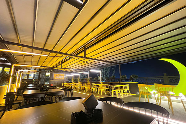 Retractable Roof Case